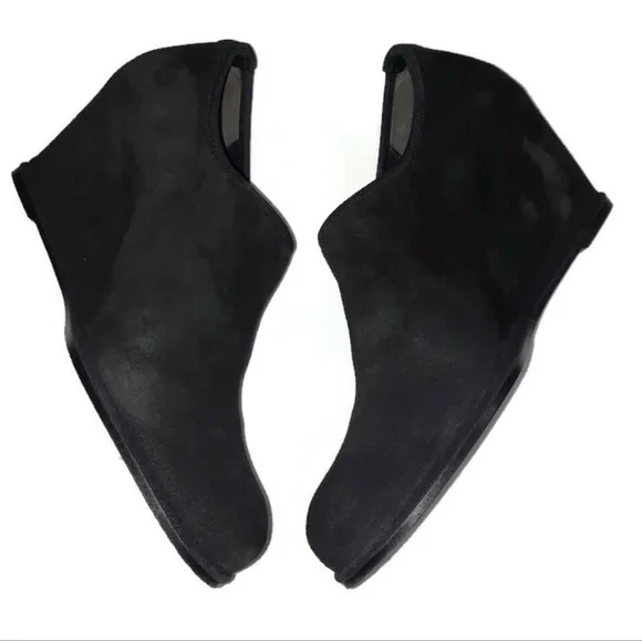 STUART WEITZMAN Hidden Wedge Bootie Stretch Suede Ankle Boot Heeled 9.5 N - Picture 4 of 11